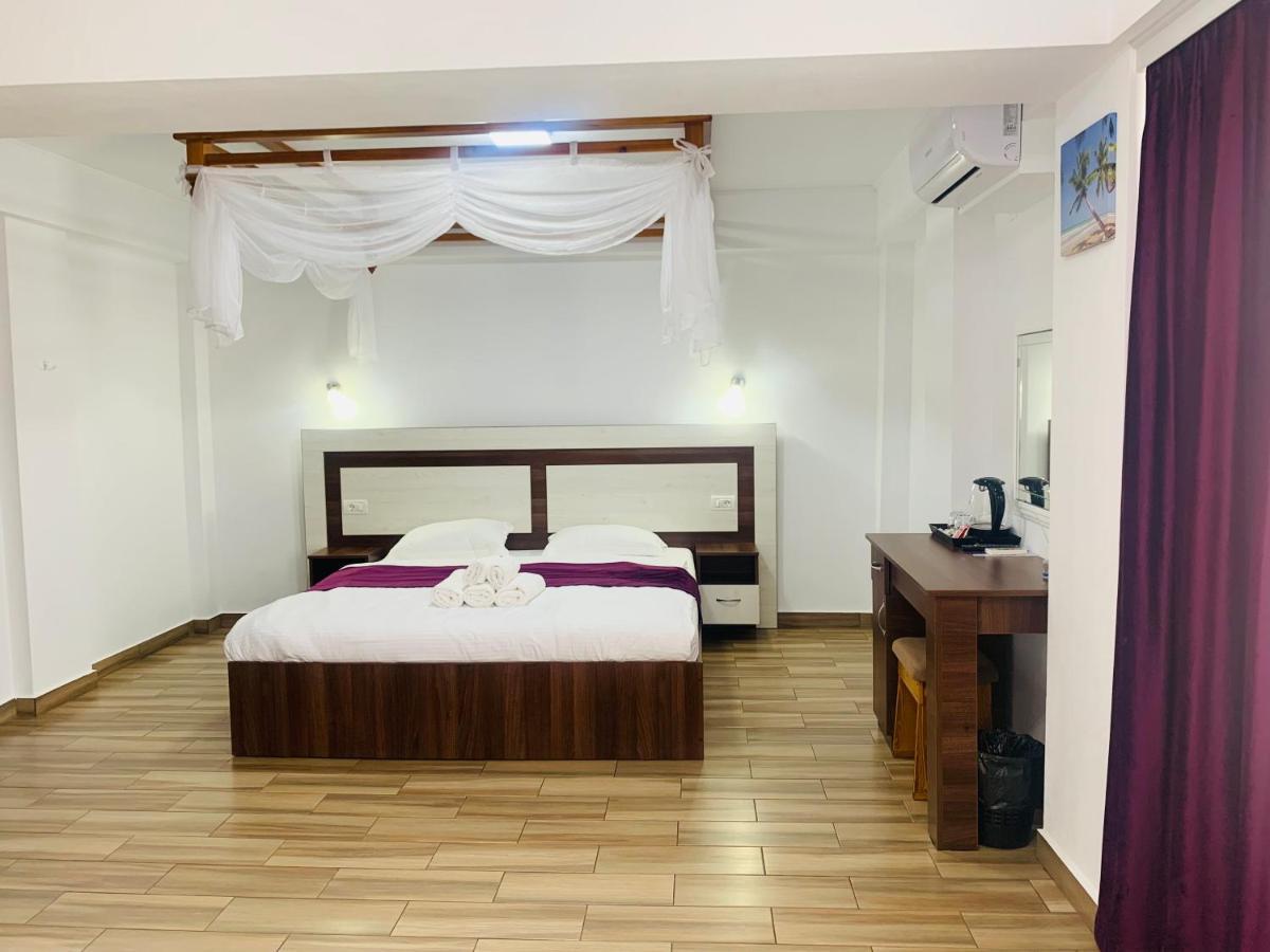 Hotel Casa Barina Costinesti Extérieur photo